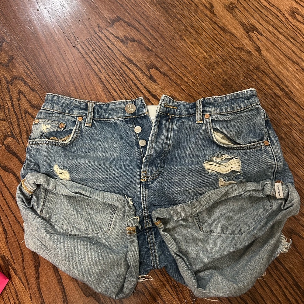 Size 28 One Teaspoon Jean Shorts
